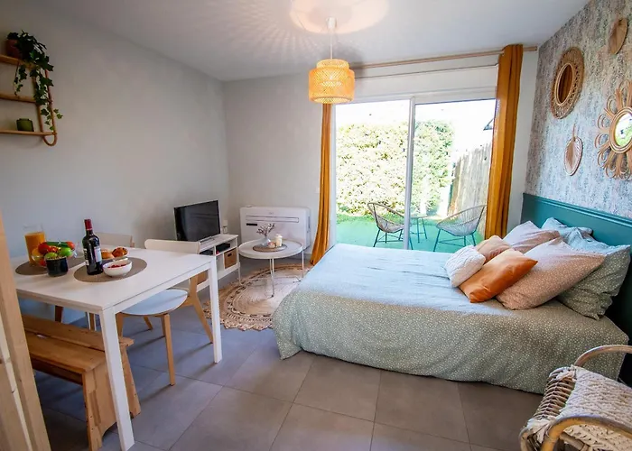 Chez Valerie Et Vincent - La Coulee Douce Appartement *